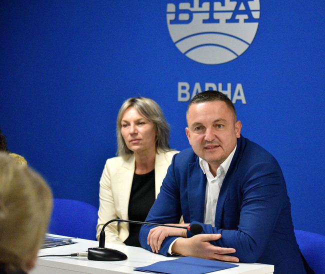 Среща на кандидата на ГЕРБ за нов кметски мандат във Варна Иван Портних с представители на Асоциацията на професионалистите по здравни грижи