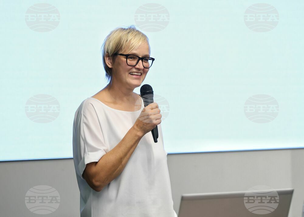 Бургас - Регионална библиотека "Пейо К. Яворов" - Анита Айхингер - посещение
