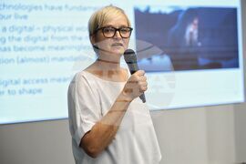 Бургас - Регионална библиотека "Пейо К. Яворов" - Анита Айхингер - посещение