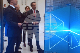 Даниел Лорер  - Марк Рюте - среща