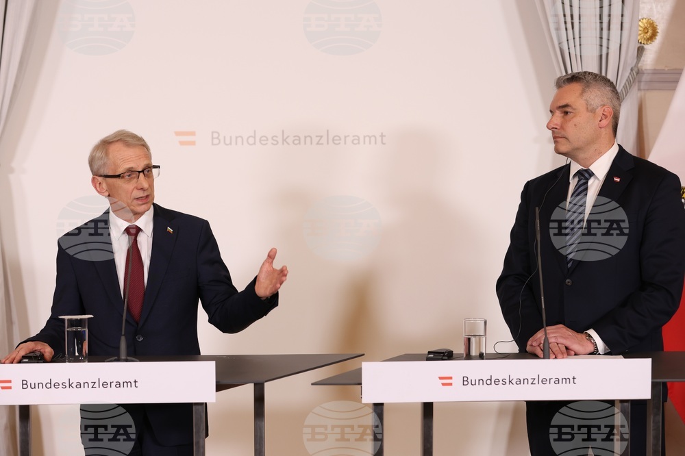 Австрия - Карл Нехамер - Николай Денков - изявления