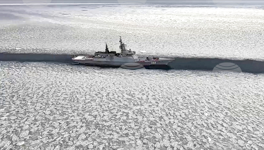 Руски военни кораби започват маневри в Каспийско море