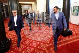 Парламент - “Продължаваме промяната“ - антиинфлационни мерки - представяне