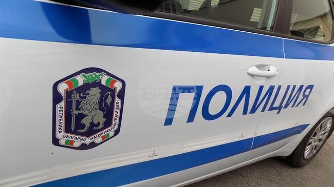 Жена с 1,3 промила алкохол катастрофира тази нощ в Русе, след като се блъсна в бетонен стълб 
