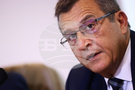 БТА - зала "МаксиМ" - „Здравеопазване и право” - кръгла маса - Първи панел