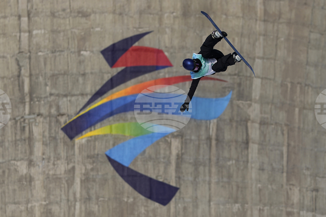 Ана Гасер защити титлата 
си в дисциплината 
"Биг еър" в сноуборда
