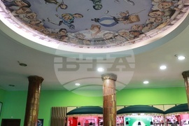 Сатиричен театър "Алеко Константинов" - стенопис „Небесен театър“