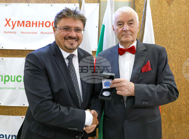 BTA Director General Presents Commemorative Coin Celebrating BTA's 125th Anniversary to Bulgarian Red Cross Chair Hristo Grigorov
