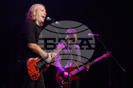 НДК - концерт „Рок поезия“