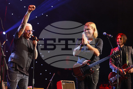 НДК - концерт „Рок поезия“