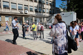 Габрово - празник на града - деца рисуват на площад "Възраждане"