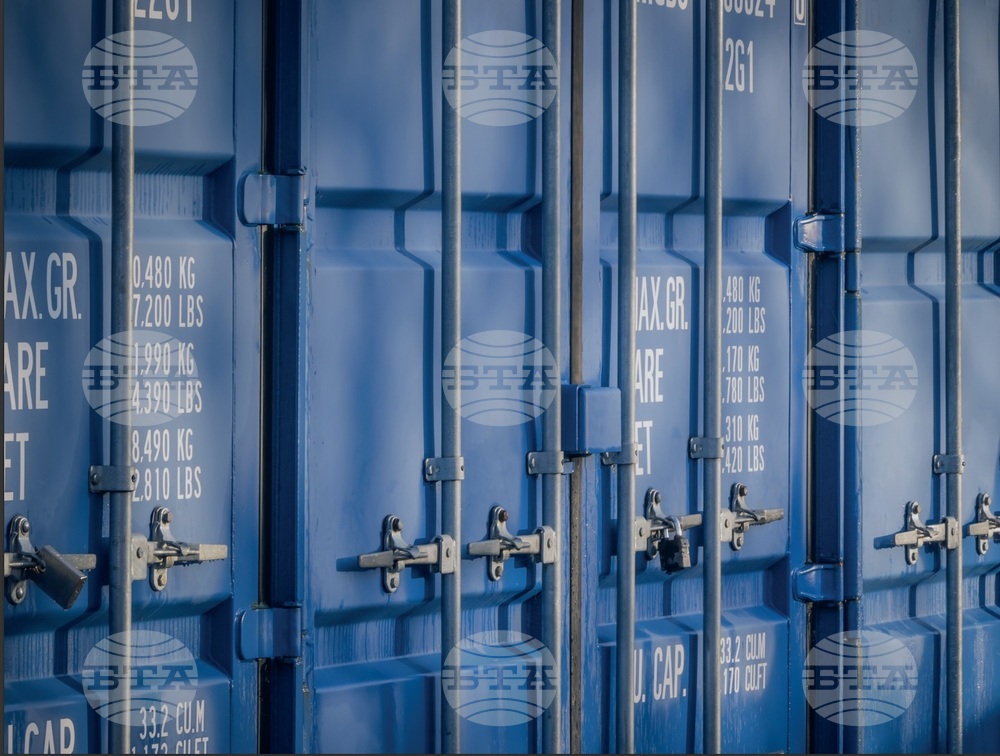 Exports to Third Countries Down by 2.4% in January-September Y/Y