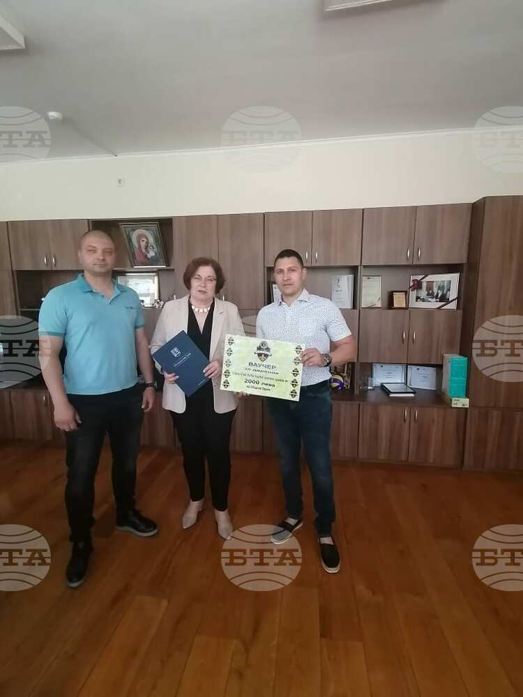 Община Троян получи дарение в размер на две хиляди лева за финансиране на общинските биоградини