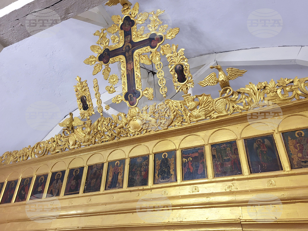 Село Доспей - старинен храм "Св. св. апостоли Петър и Павел"