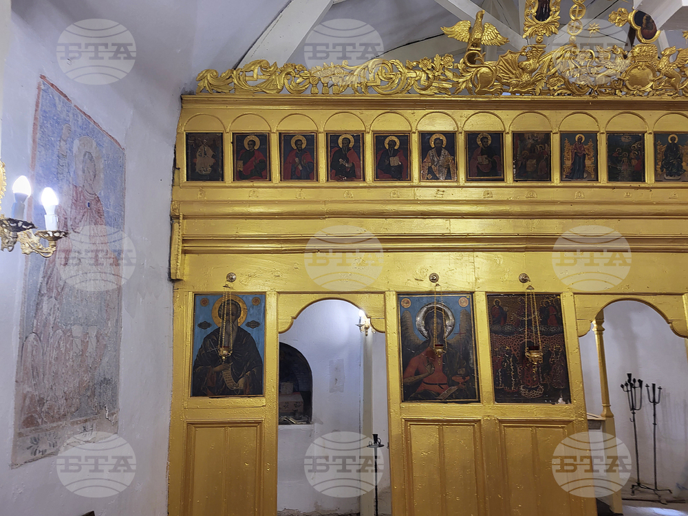 Село Доспей - старинен храм "Св. св. апостоли Петър и Павел"