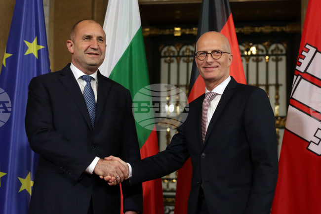 Германия - Румен Радев - Петер Ченчер - среща