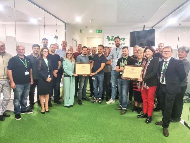 Министър Стойчева връчи сертификат за инвестиция в научна и развойна дейност за близо 5 млн. лв.