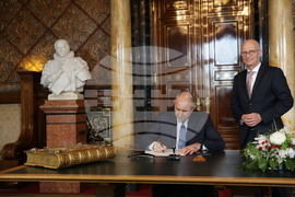 Германия - Румен Радев - Петер Ченчер - среща