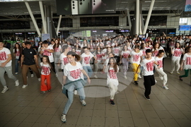 Летище София - Агенция „Митници" - DEA - Агенция за борба с наркотиците на САЩ - демонстрации