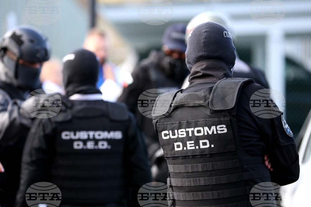 Летище София - Агенция „Митници" - DEA - Агенция за борба с наркотиците на САЩ - демонстрации