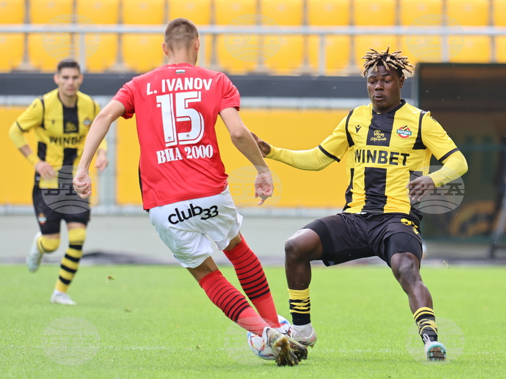 Пловдив - Футбол - Ботев (Пловдив) - Локомотив (София)