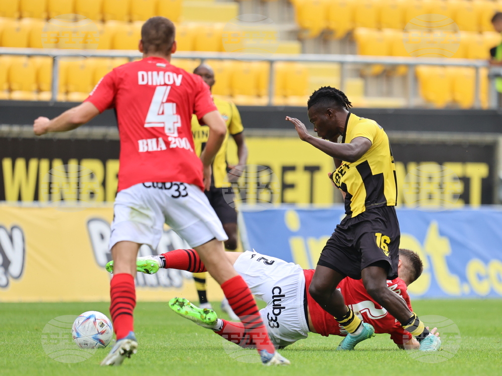 Пловдив - Футбол - Ботев (Пловдив) - Локомотив (София)