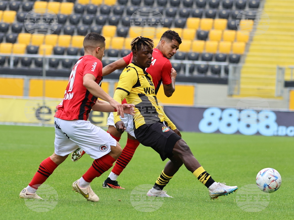 Пловдив - Футбол - Ботев (Пловдив) - Локомотив (София)