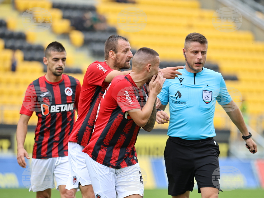 Пловдив - Футбол - Ботев (Пловдив) - Локомотив (София)