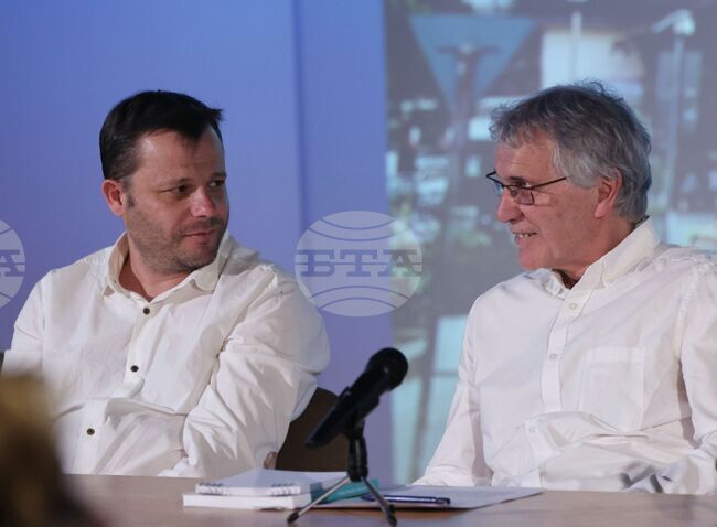 Книга - "17 уикенда" - представяне