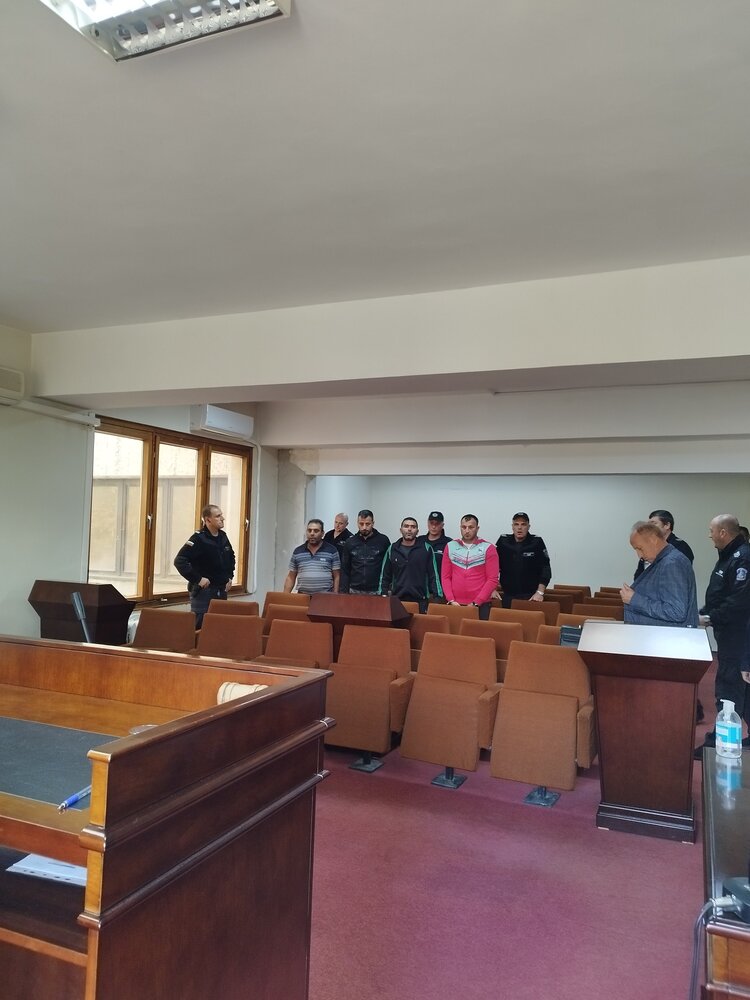 Окръжен съд – Видин: Мярка за неотклонение „Задържане под стража“ по отношение на привлечени като обвиняеми в извършване на грабеж