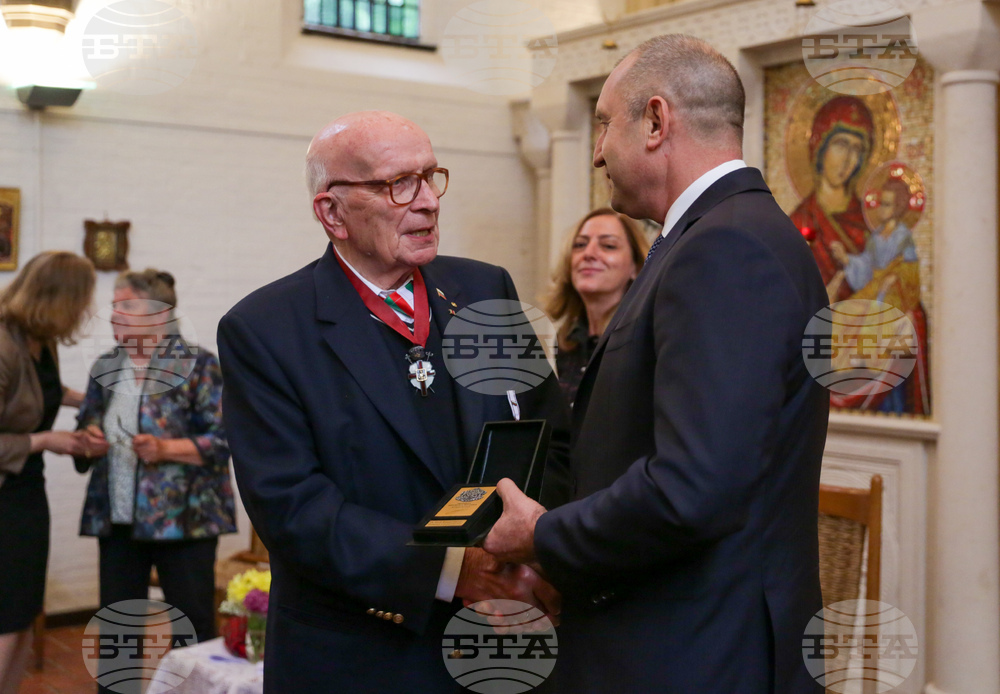 Германия - Румен Радев - проф. д-р Герд-Винанд Имайер - почетен знак