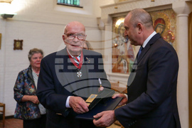 Германия - Румен Радев - проф. д-р Герд-Винанд Имайер - почетен знак
