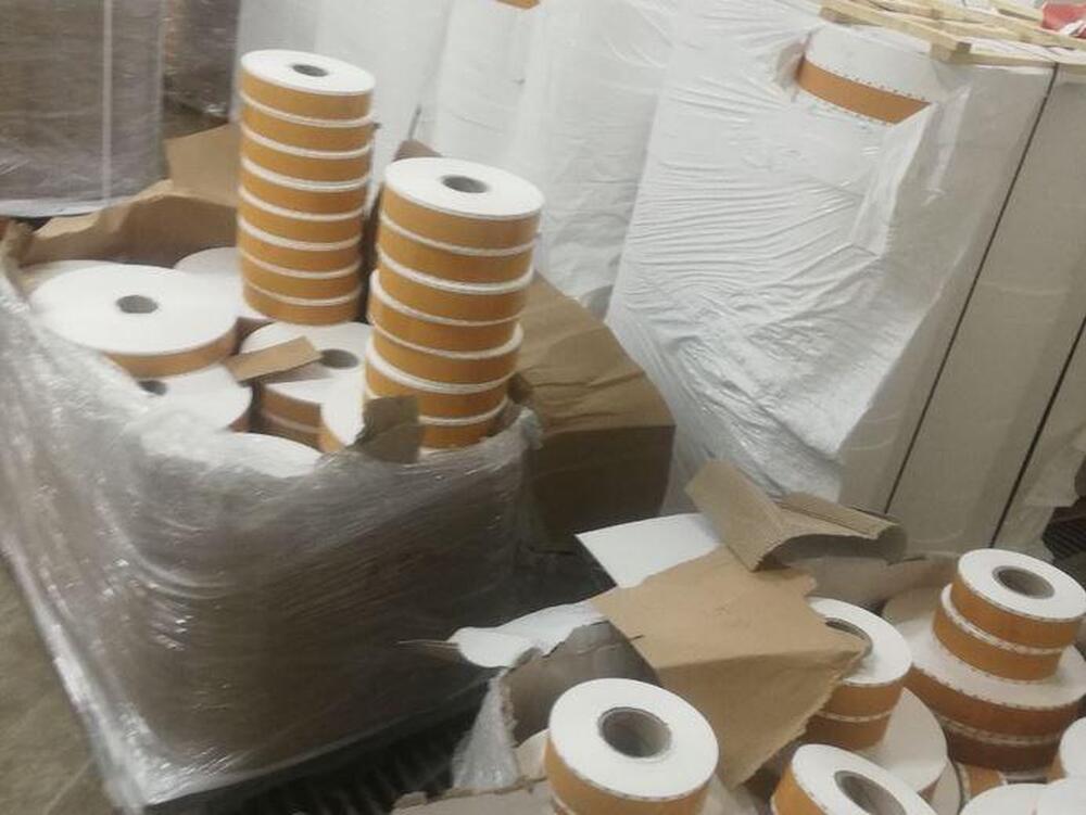 Задържаха близо 22 тона опаковки за цигари и филтърна хартия в района на "Дунав мост 2" при Видин