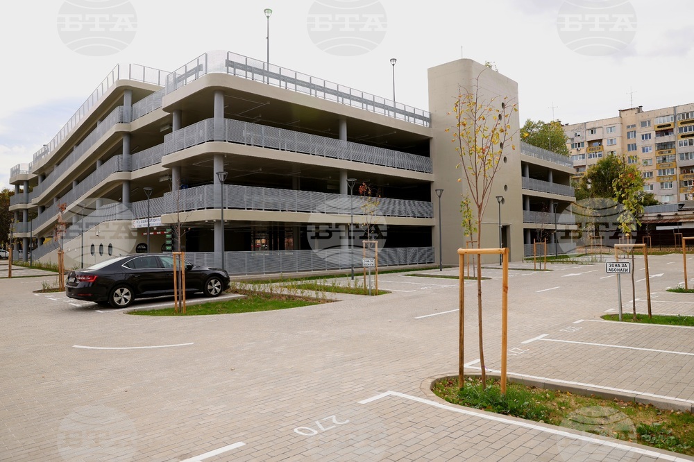 Район „Надежда“ - многоетажен паркинг