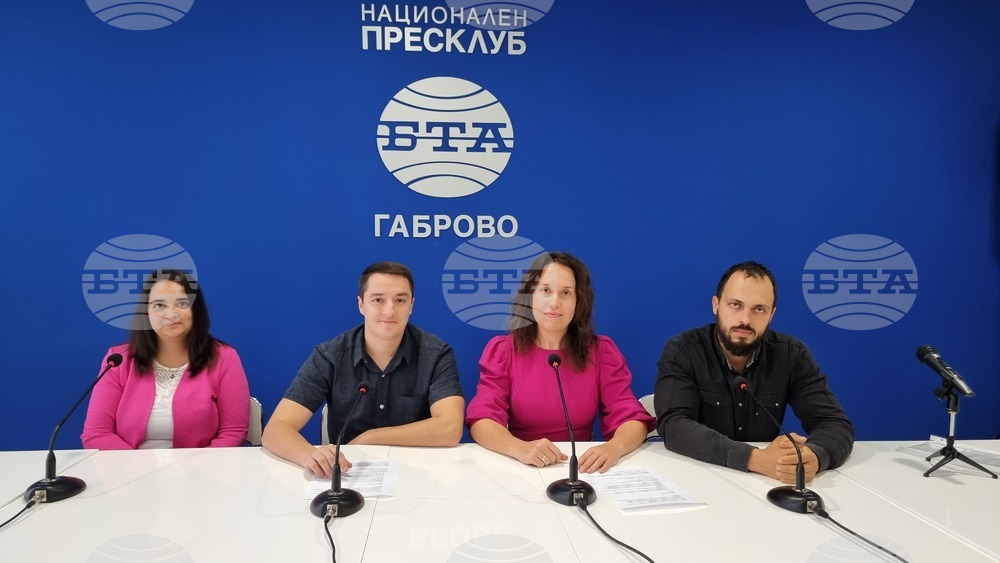Депутатът Явор Божанков в Габрово: Намерено е решение на казуса с покрива на читалищната сграда