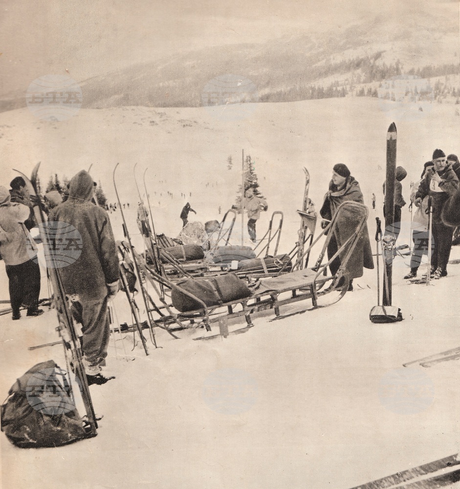 Exhibition Tells Story of Bulgaria's Mountain Rescue Service