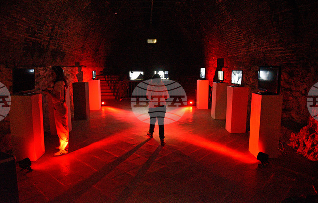 Варна - Културен център „РеБонкърс“ - инсталация