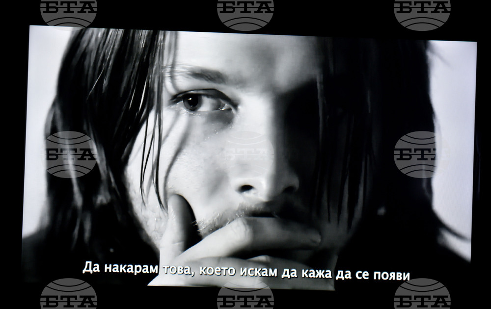 Варна - Културен център „РеБонкърс“ - инсталация