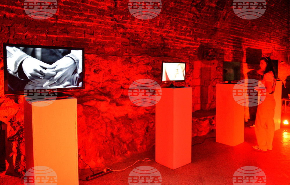 Варна - Културен център „РеБонкърс“ - инсталация