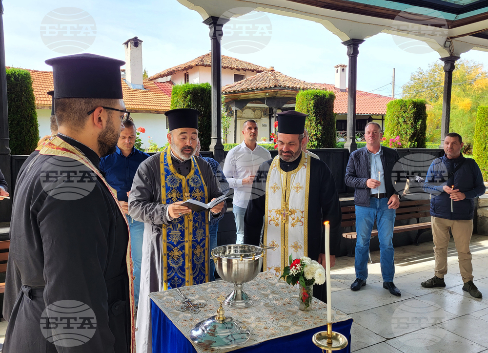 Самоков - Митрополитска църква - паметна плоча - откриване