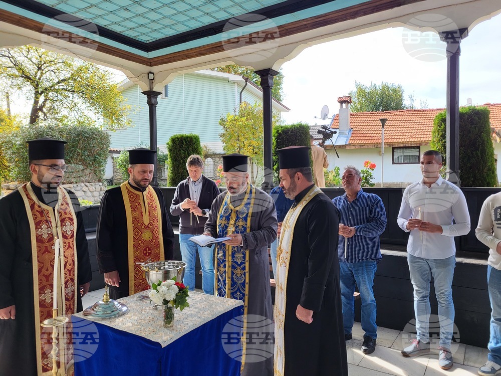 Самоков - Митрополитска църква - паметна плоча - откриване