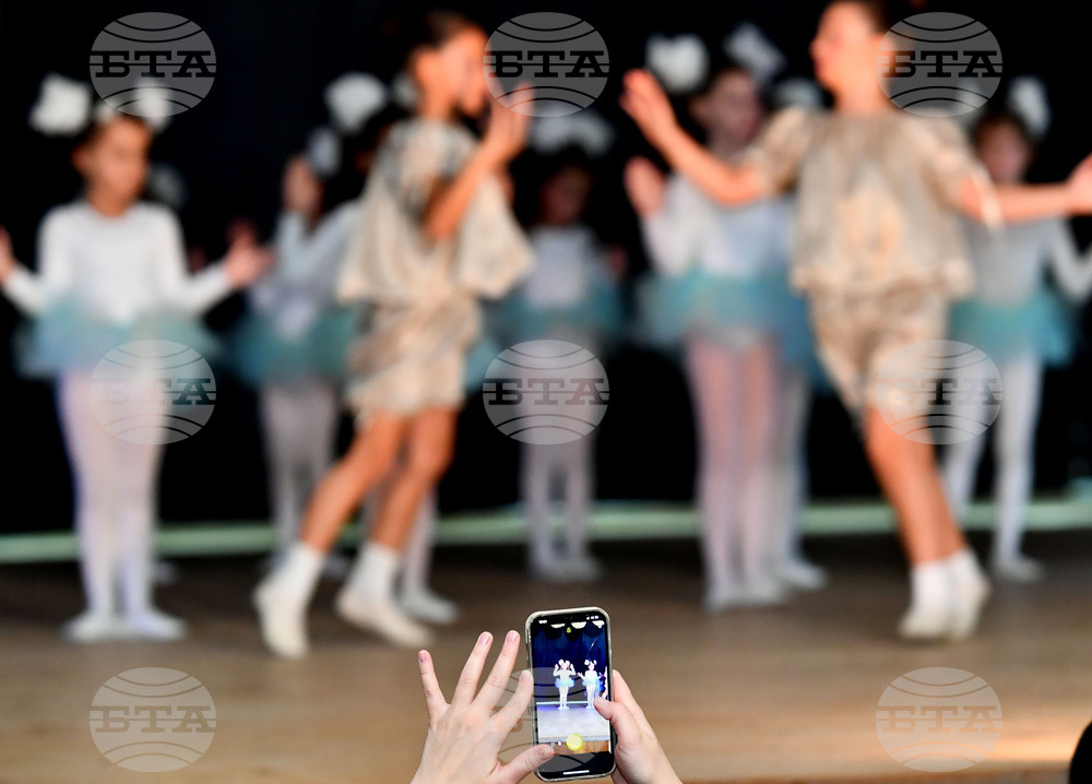 Село Свещари - школа "Фортисимо" - юбилеен спектакъл