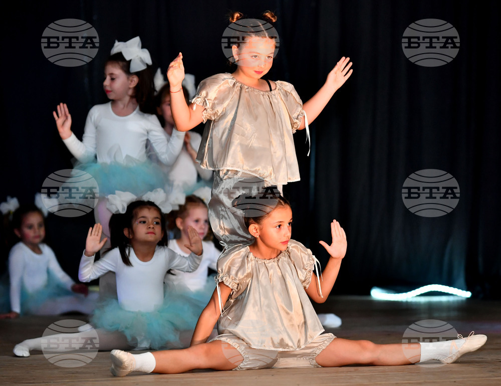 Село Свещари - школа "Фортисимо" - юбилеен спектакъл