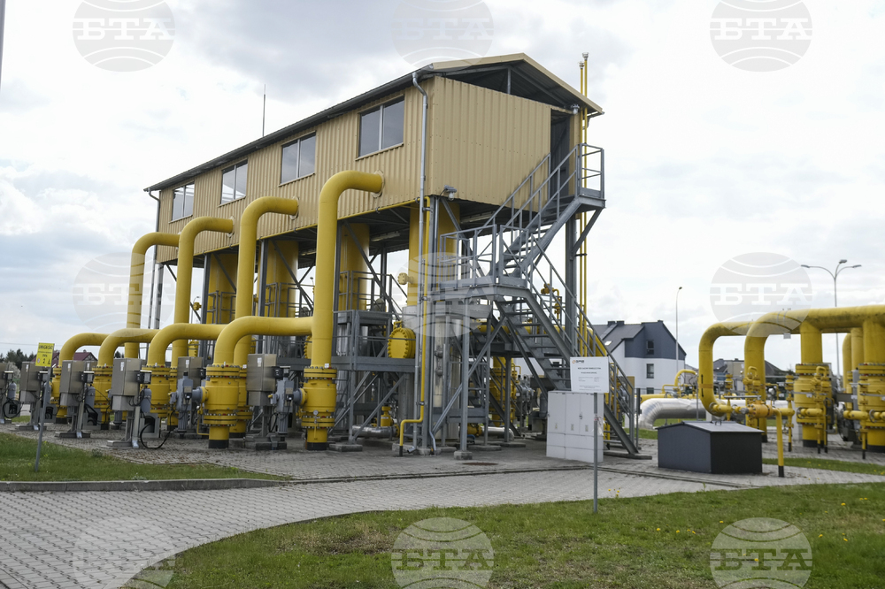 "Газпром" доставя 41,9 млн. куб. метра газ за Европа през Украйна
