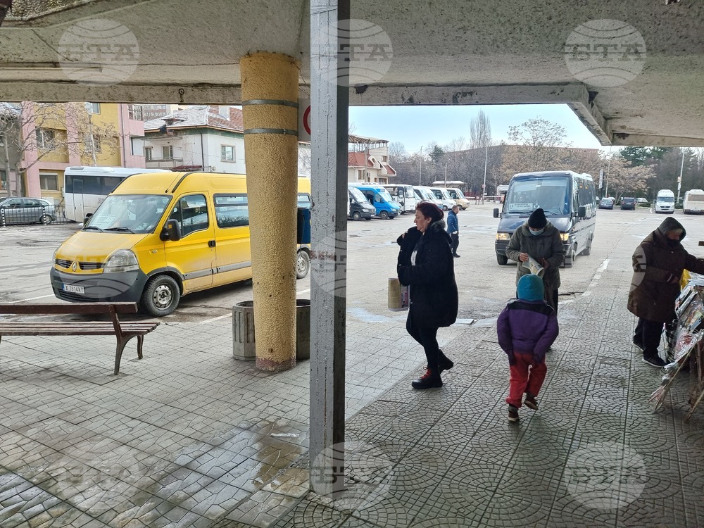 Спряха пътническите превози в област Хасково