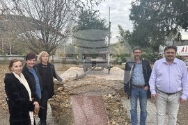 Украйна  - село Камчик (Заря) - българска общност