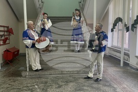 Украйна  - село Камчик (Заря) - българска общност