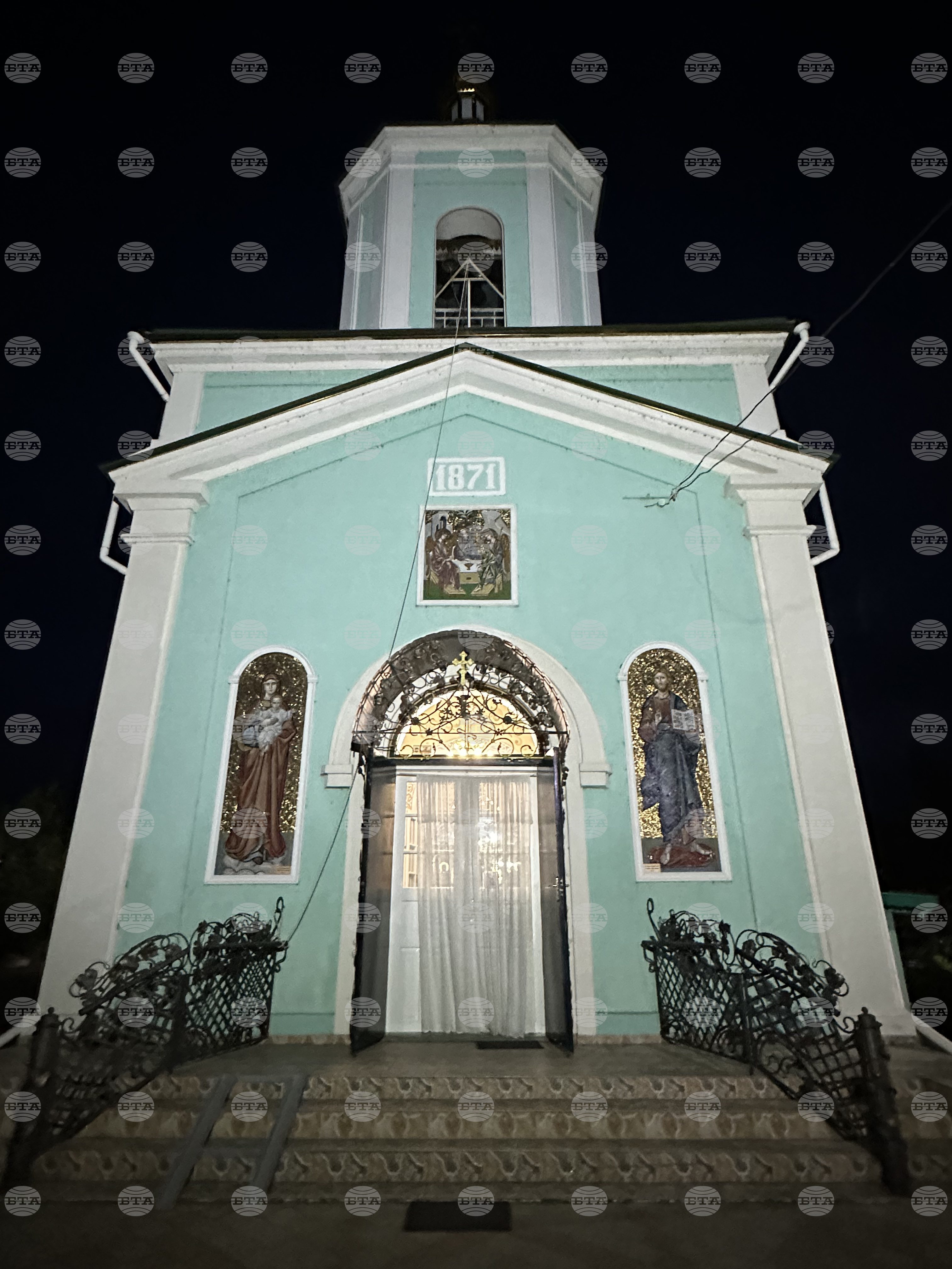 Украйна - село Камчик (Заря) - българска общност