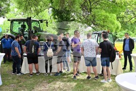 Пловдив - Аграрен Университет-Пловдив - „Ден на очарованието на растенията"