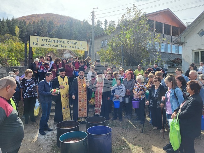 Село Доспей - старинен храм - водосвет